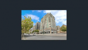 Happy BNB deluxe suit in adelaide CBD Adelaide